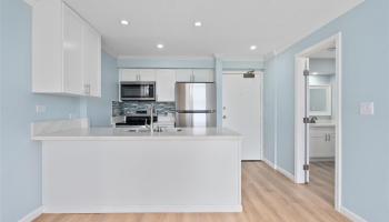 Highlander condo # 208, Aiea, Hawaii - photo 5 of 25