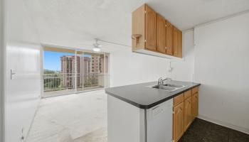 Highlander condo # 608, Aiea, Hawaii - photo 6 of 24