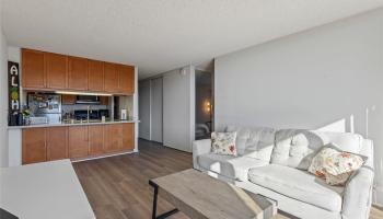 Pearl 1 condo # 17A, Aiea, Hawaii - photo 3 of 19