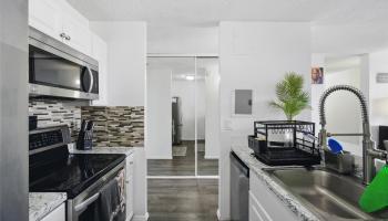 Pearl 1 condo # 18A, Aiea, Hawaii - photo 2 of 20