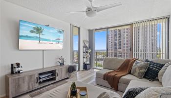 Pearl 1 condo # 8N, Aiea, Hawaii - photo 1 of 15