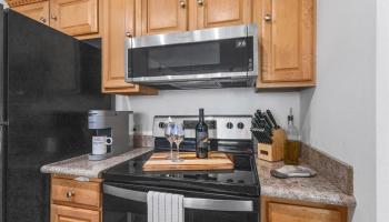 Pearl 1 condo # 8N, Aiea, Hawaii - photo 5 of 15