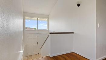 98-524  Lulu Place Newtown, PearlCity home - photo 3 of 25