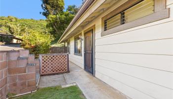 98-582  Kilinoe Street Newtown, PearlCity home - photo 3 of 24