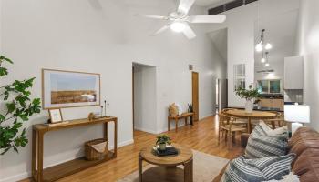 Newtown Meadows condo # 8B2, Aiea, Hawaii - photo 2 of 20