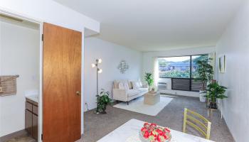 Pearl Horizons 3A condo # 2041, Aiea, Hawaii - photo 4 of 24