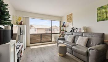 Pearl Horizons 2B condo # 276, Aiea, Hawaii - photo 2 of 25