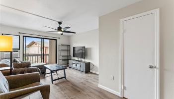 Pearl Horizons 2B condo # 277, Aiea, Hawaii - photo 4 of 25