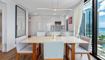 Aalii condo # 2001, Honolulu, Hawaii - photo 4 of 25