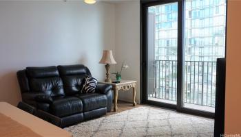 987 Queen St Honolulu - Rental - photo 3 of 21