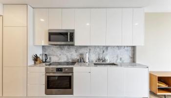 987 Queen St Honolulu - Rental - photo 3 of 25