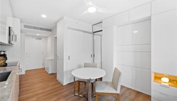 987 Queen St Honolulu - Rental - photo 6 of 25