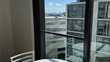 987 Queen St Honolulu - Rental - photo 3 of 23