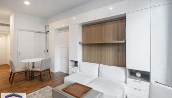 987 Queen St Honolulu - Rental - photo 2 of 11