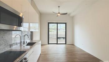 987 Queen Street Honolulu - Rental - photo 2 of 25