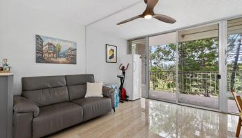 Colonnade on the Greens condo # 1-901, Aiea, Hawaii - photo 3 of 24