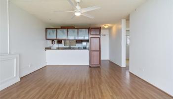 COLONNADE ON THE GREENS condo # 2-1404, Aiea, Hawaii - photo 2 of 24