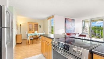 Colonnade on the Greens condo # 4301, Aiea, Hawaii - photo 3 of 25