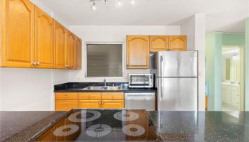 Colonnade on the Greens condo # 4301, Aiea, Hawaii - photo 5 of 25