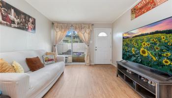 98-715 Kaonohi Street townhouse # 26, Aiea, Hawaii - photo 2 of 25