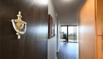 Colonnade on the Greens condo # 5/804, Aiea, Hawaii - photo 3 of 23 Colonnade on the Greens condo # 5/804, Aiea, Hawaii - photo 3 of 23