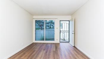 98-733 Kaonohi St Aiea - Rental - photo 3 of 23