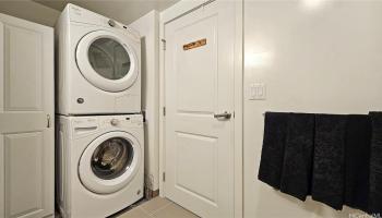 988 Halekauwila condo # 3410, Honolulu, Hawaii - photo 6 of 25