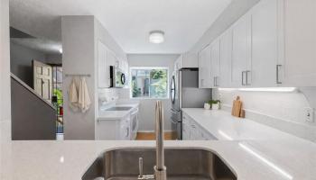 Harbor Pointe condo # 403, Aiea, Hawaii - photo 5 of 19