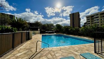 Franklin Towers condo # 18B, Honolulu, Hawaii - photo 3 of 11