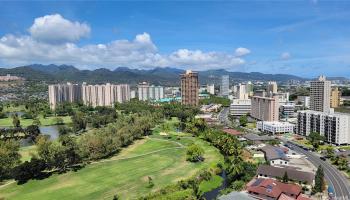 Franklin Towers condo # 22B, Honolulu, Hawaii - photo 1 of 11