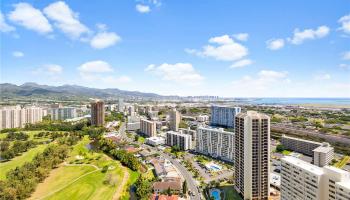 Franklin Towers condo # 36C, Honolulu, Hawaii - photo 5 of 25