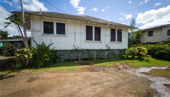 99-018 A  Kauhale Street Aiea Area, PearlCity home - photo 3 of 8