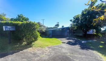 99-1059  Lauole St Aiea Heights, PearlCity home - photo 3 of 24