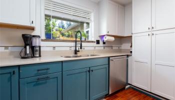 99-139  Heen Way Aiea Heights, PearlCity home - photo 6 of 25