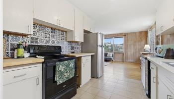 99-139 B  Napuanani Road Aiea Heights, PearlCity home - photo 3 of 12