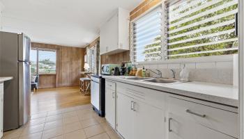 99-139 B  Napuanani Road Aiea Heights, PearlCity home - photo 4 of 12