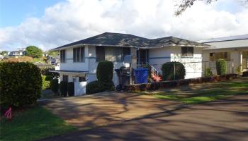 99-552 Kahilinai Place Aiea Heights, PearlCity home - photo 1 of 5 99-552 Kahilinai Place Aiea Heights, PearlCity home - photo 1 of 5