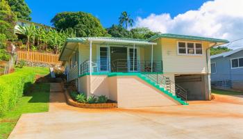 99-652A Kaulainahee Place Aiea Heights, PearlCity home - photo 1 of 25 99-652A Kaulainahee Place Aiea Heights, PearlCity home - photo 1 of 25
