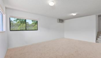 99-760  Holoai Street Aiea Heights, PearlCity home - photo 3 of 13