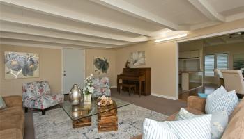 99-776 Aliipoe Drive Halawa, PearlCity home - photo 4 of 25 99-776 Aliipoe Drive Halawa, PearlCity home - photo 4 of 25