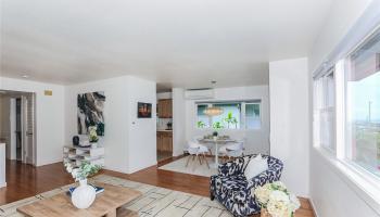 99-801  Meaala Street Aiea Heights, PearlCity home - photo 2 of 18