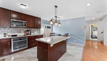 99-863  Meaala Street Aiea Heights, PearlCity home - photo 4 of 25