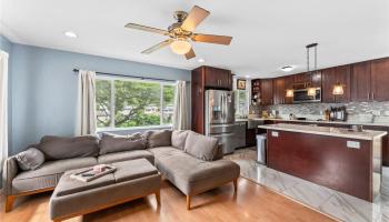 99-863  Meaala Street Aiea Heights, PearlCity home - photo 6 of 25