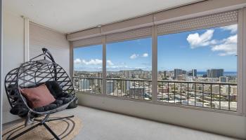 999 Wilder condo # 1603, Honolulu, Hawaii - photo 4 of 25 999 Wilder condo # 1603, Honolulu, Hawaii - photo 4 of 25