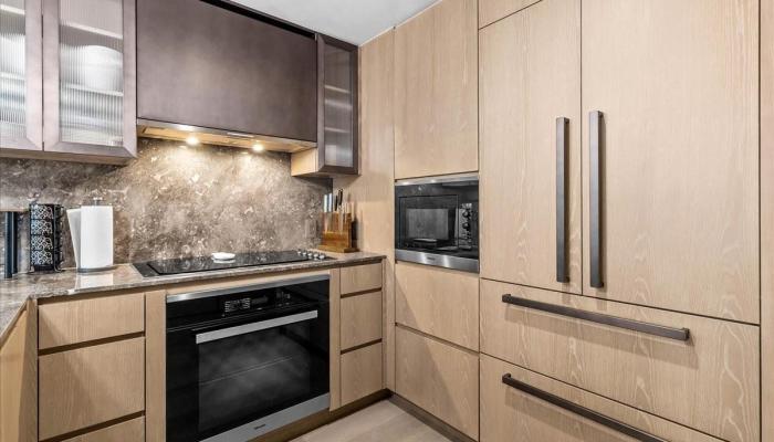 Koula condo # 3107, Honolulu, Hawaii - photo 1 of 25