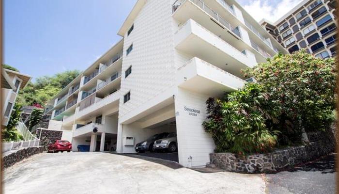 Sea View condo # 14, Honolulu, Hawaii - photo 1 of 1