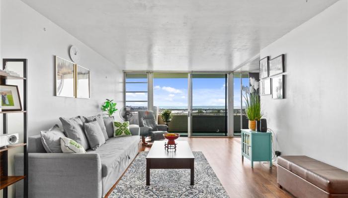 Vista Del Mar condo # 802, Honolulu, Hawaii - photo 1 of 13