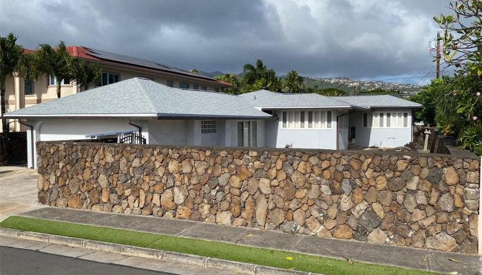 1017  Makaiwa Street Kahala Area, Diamond Head home - photo 1 of 19