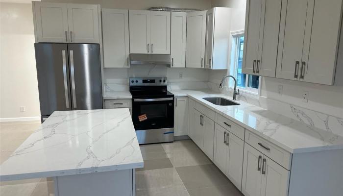 1017 Maluna St Honolulu - Rental - photo 1 of 21