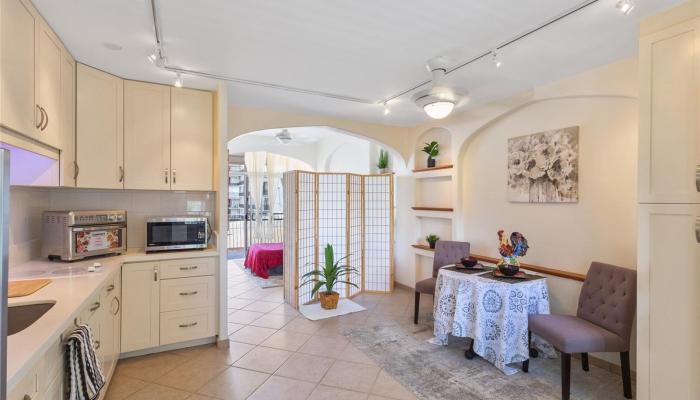 Terrazza condo # 303, Honolulu, Hawaii - photo 1 of 1